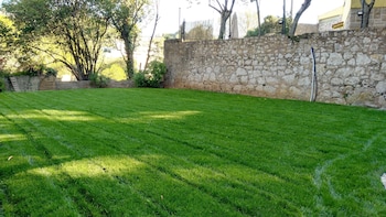 village cascais guest house