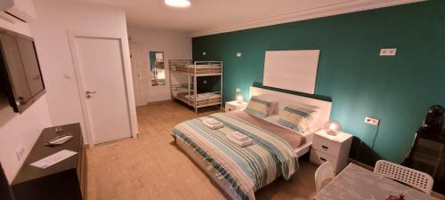 village cascais guest house