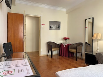 discovery apartment expo