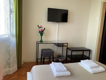 discovery apartment expo