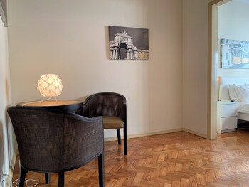 discovery apartment expo