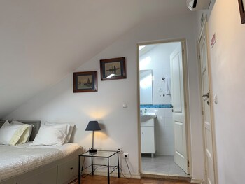 discovery apartment expo