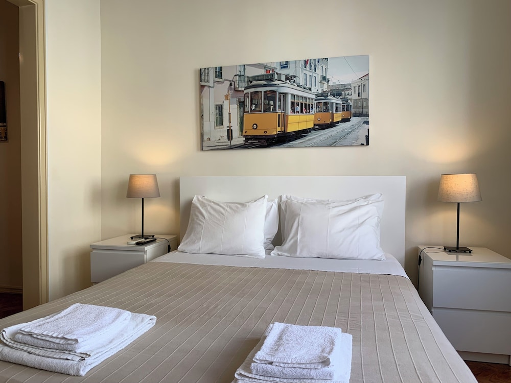 discovery apartment expo