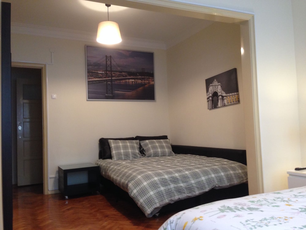 discovery apartment expo