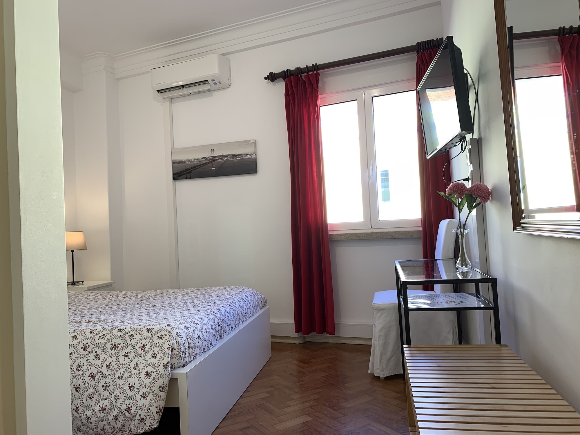 discovery apartment expo