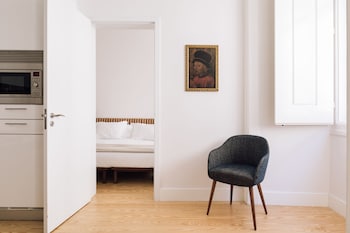 the visionaire apartments