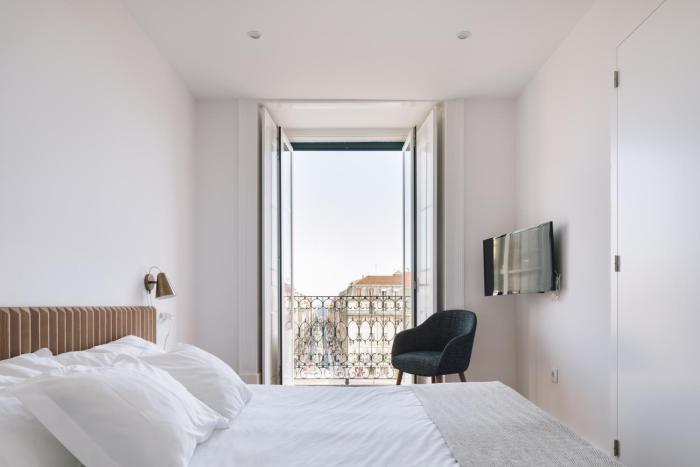 the visionaire apartments