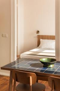 the visionaire apartments