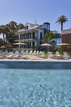 Les Suites At The Cliff Bay,Funchal>>Canico,5 star