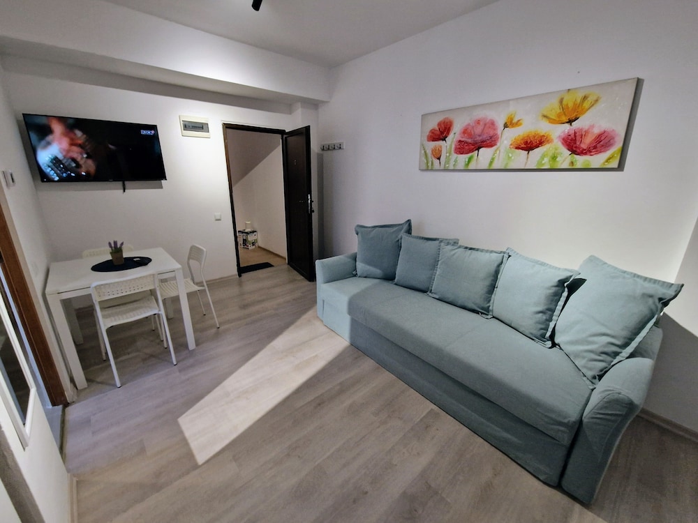 main square apartments and more