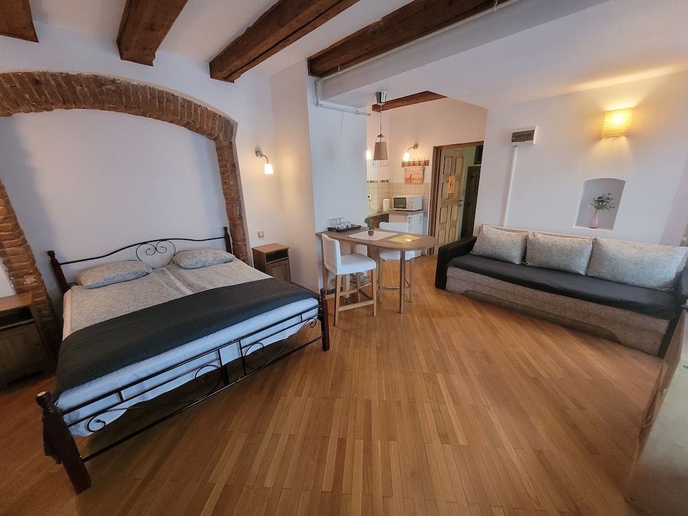 main square apartments and more