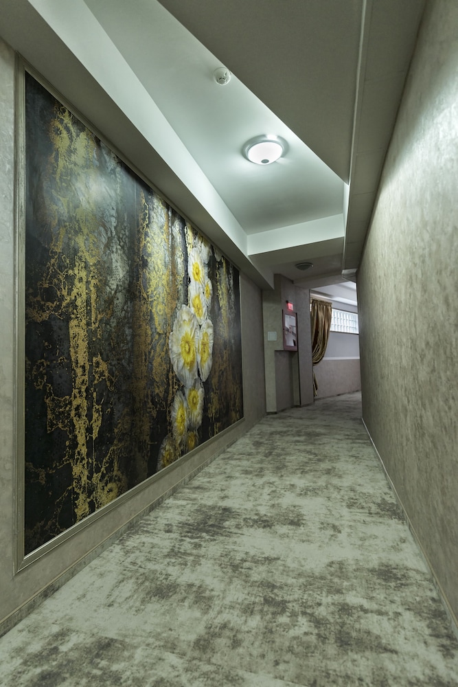 prestige boutique hotel craiova