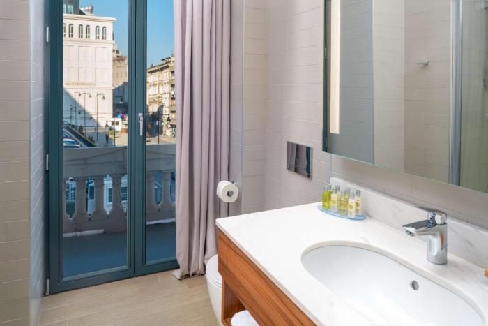 hilton garden inn bucharest old town