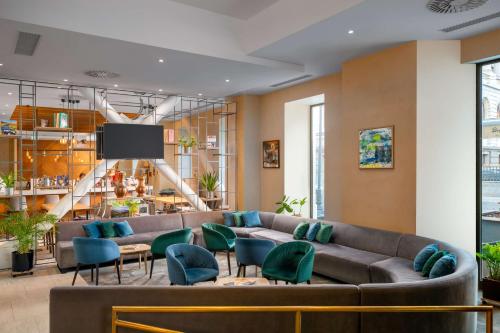 hilton garden inn bucharest old town