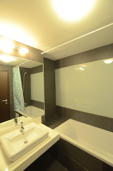 upground residence apartments