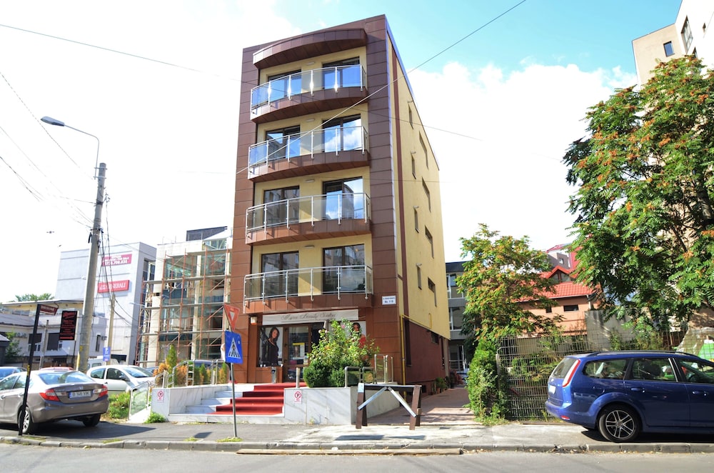 decebal residence apartments