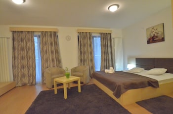 decebal residence apartments