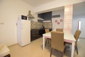 Decebal Residence Apartments,Bucure?Ti - Ilfov>>Bucharest,3 star