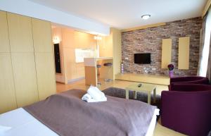 decebal residence apartments