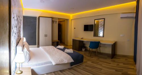 Monopoly Hotel,Otopeni>>Bucharest,3 star