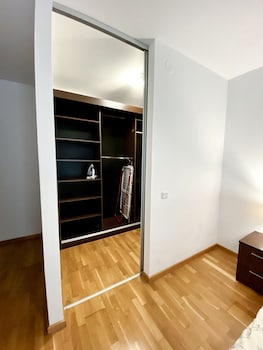 monaco grand apartments by citybookings