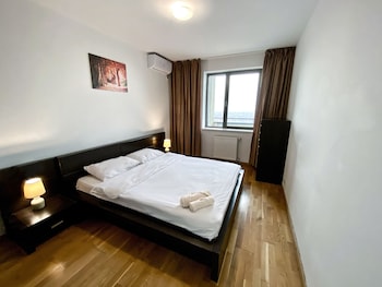 monaco grand apartments by citybookings