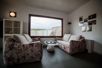 la villa hill resort