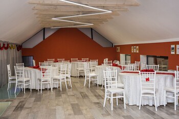 la villa hill resort