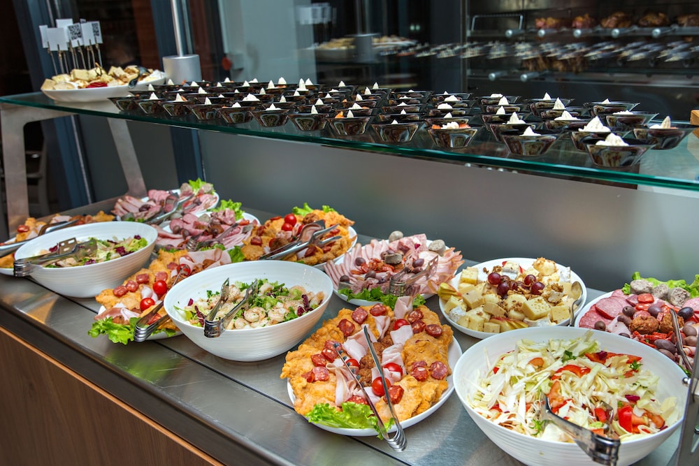 la villa hill resort