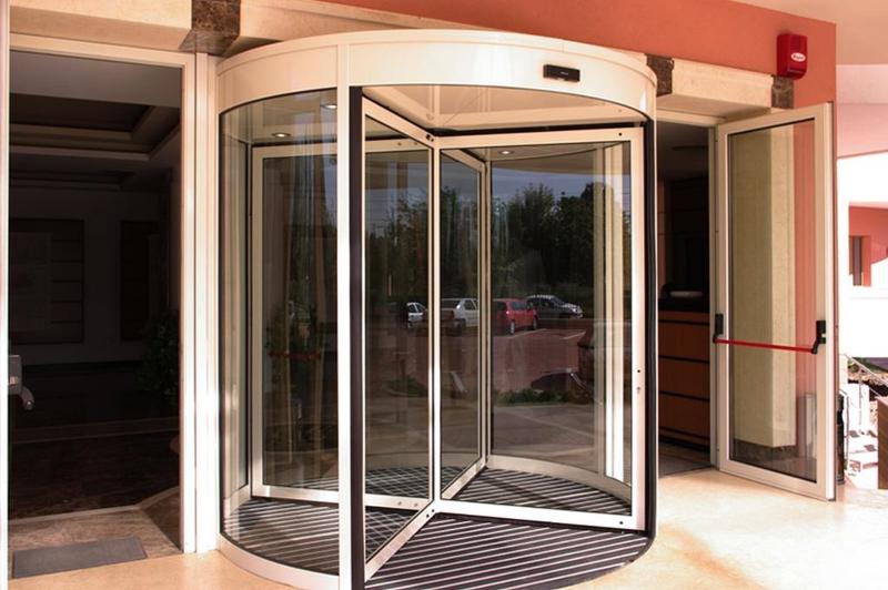 monte carlo palace rooms hostel