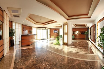 monte carlo palace rooms hostel