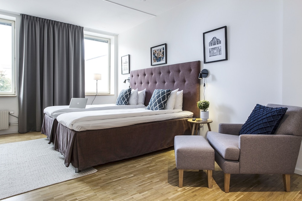 biz apartment solna