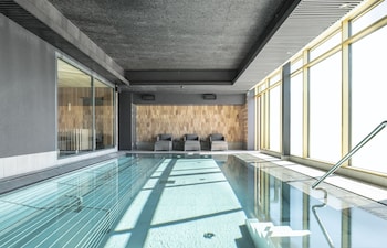 quality hotel the box