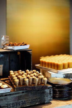 Elite Hotel Carolina Tower,Stockholm>>Solna,4 star