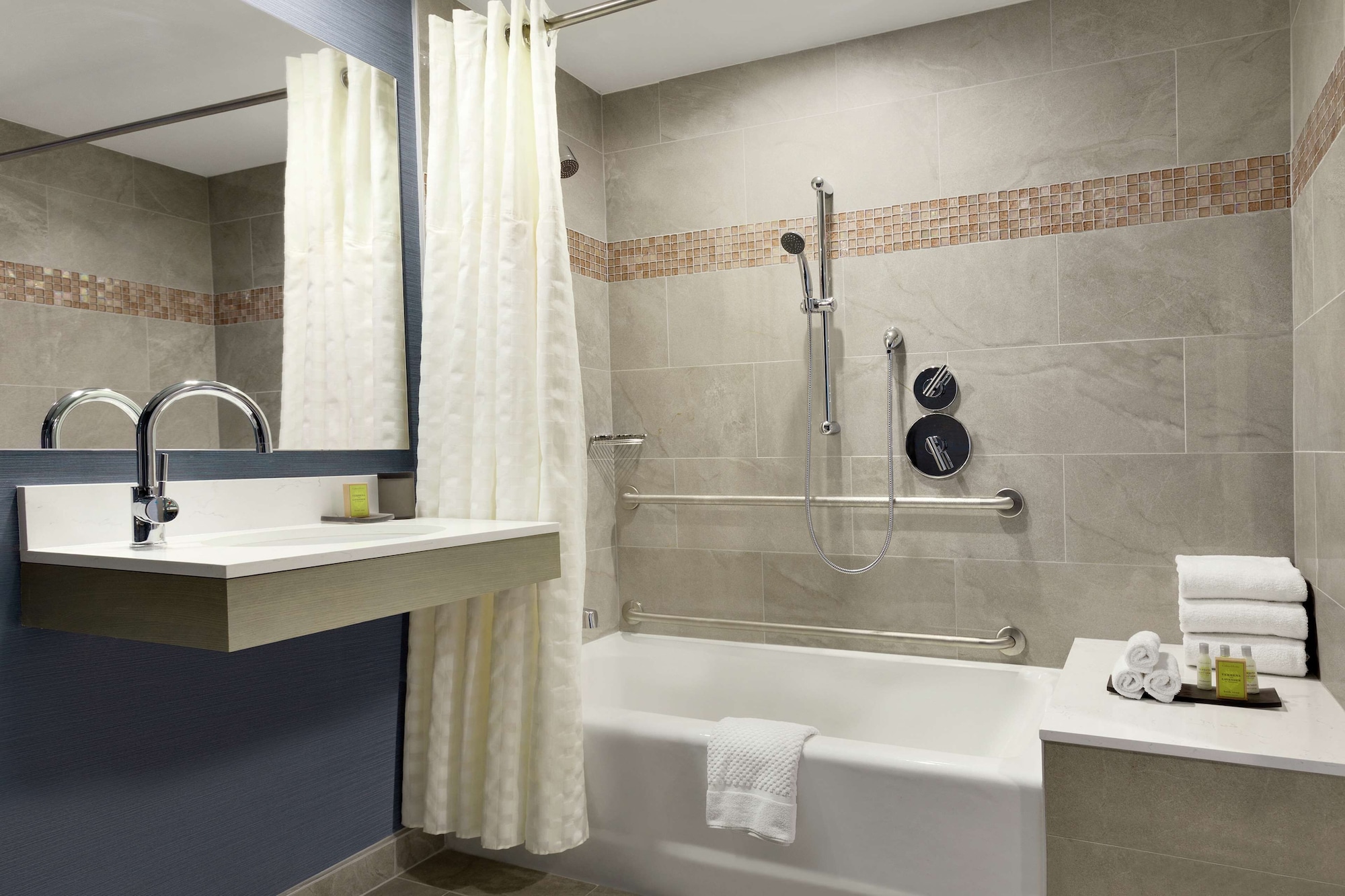 doubletree suites by hilton hotel boston cambridge