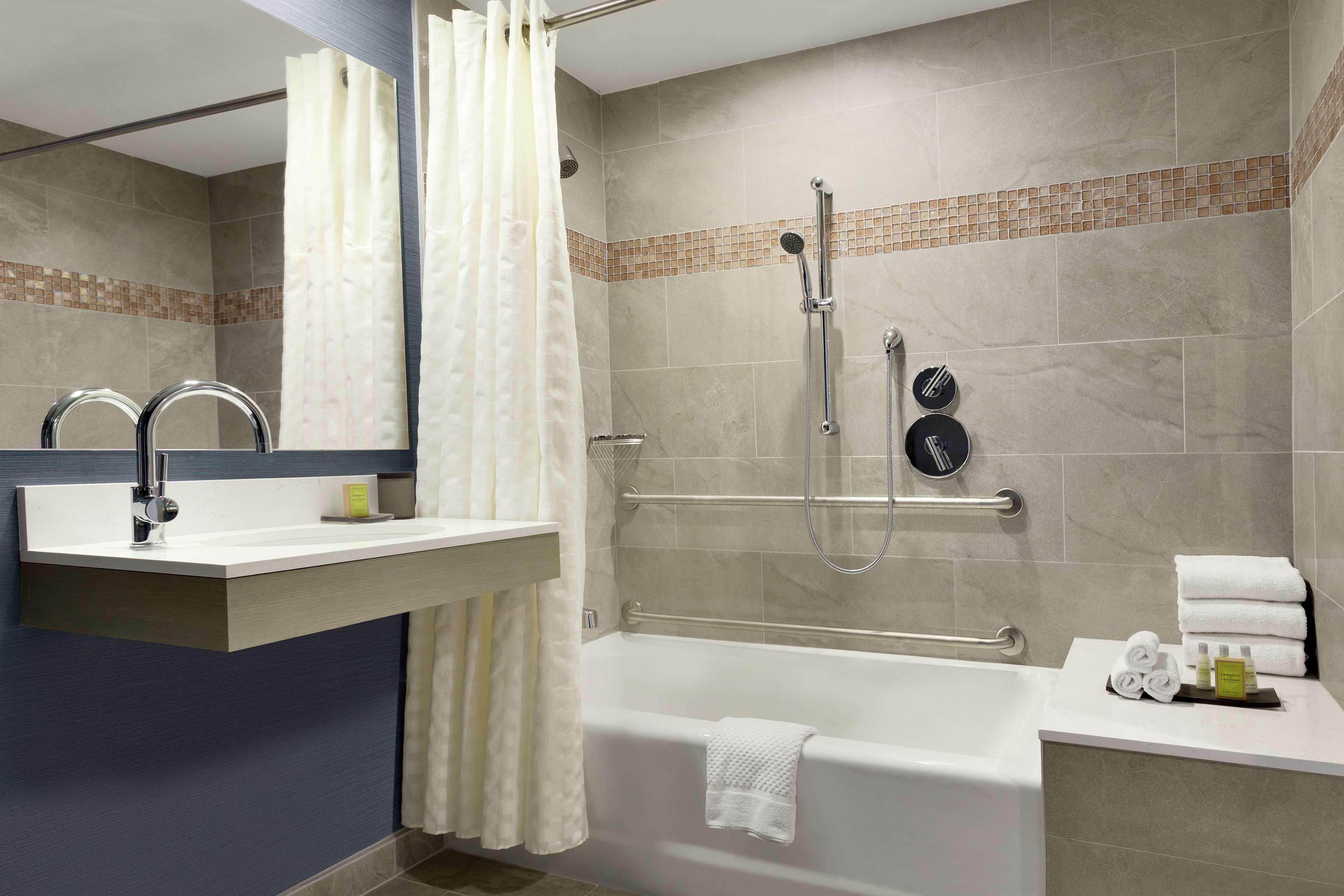 doubletree suites by hilton hotel boston cambridge