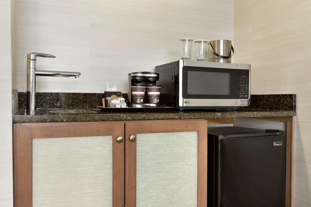 doubletree suites by hilton hotel boston cambridge