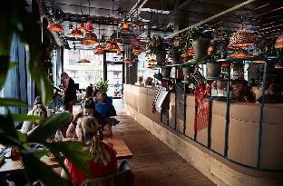 25Hours Hotel Zurich Langstrasse,Opfikon>>Aussersihl,4 star