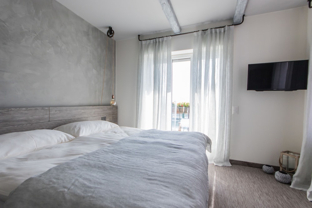 Seven Boutique Hotel,Bellinzona>>Ascona,3 star