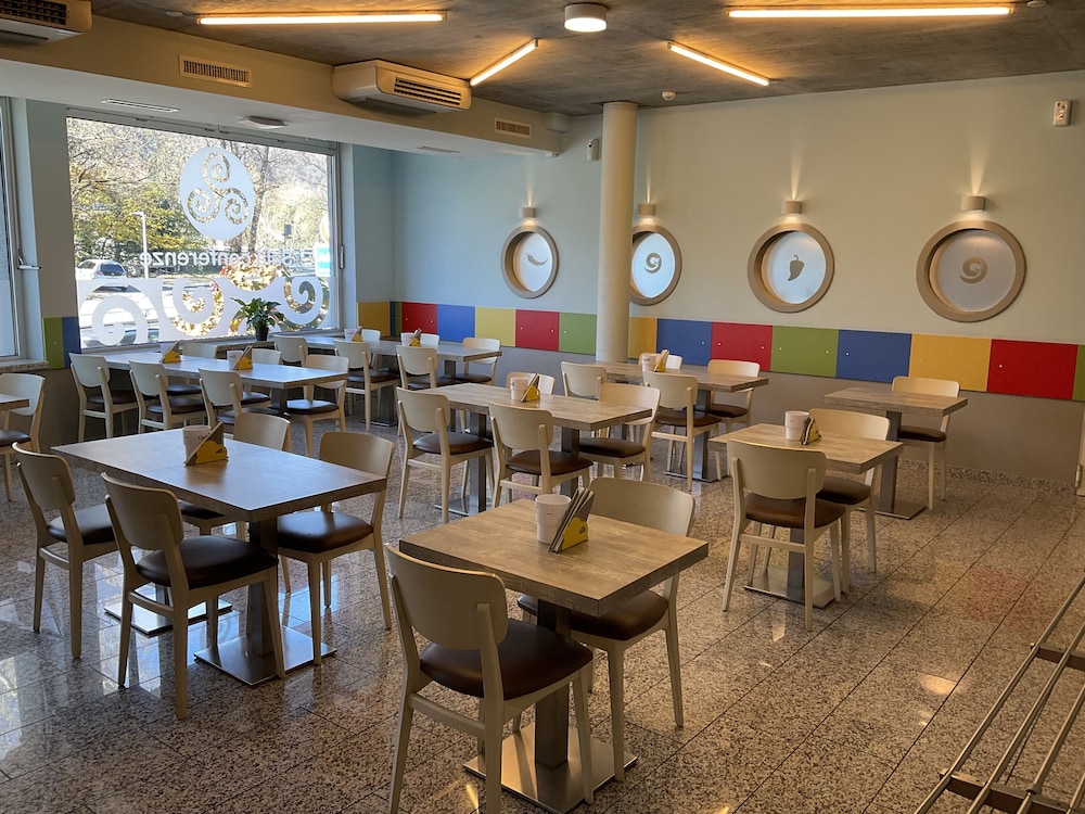 hotel liberty self check in