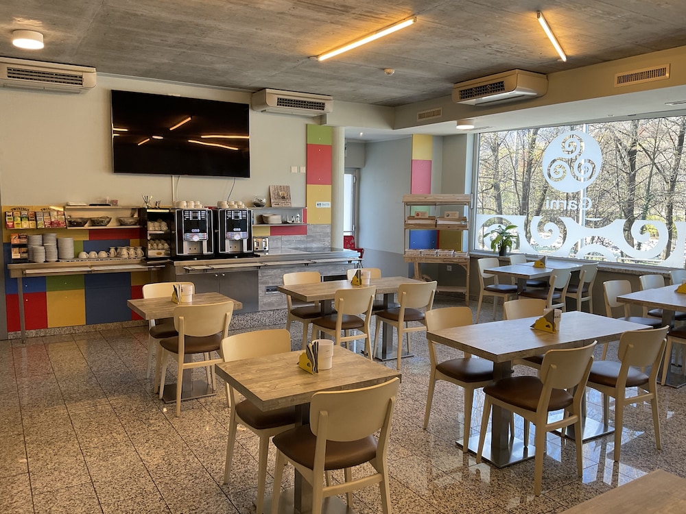 hotel liberty self check in