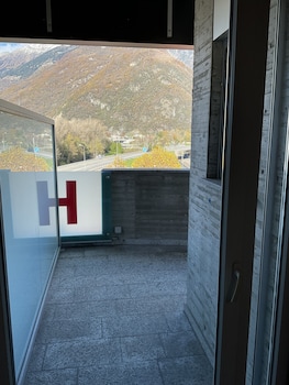 hotel liberty self check in