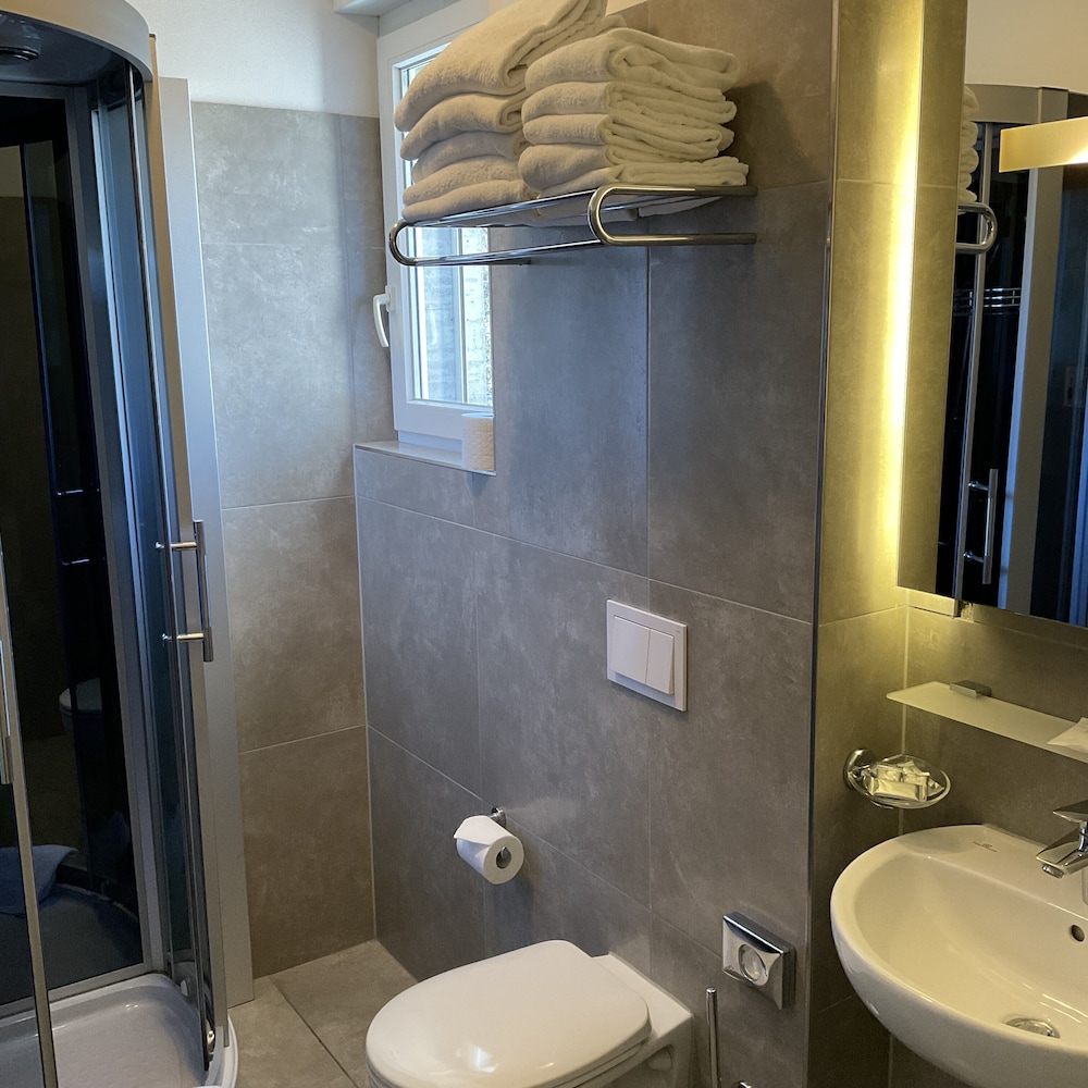 hotel liberty self check in