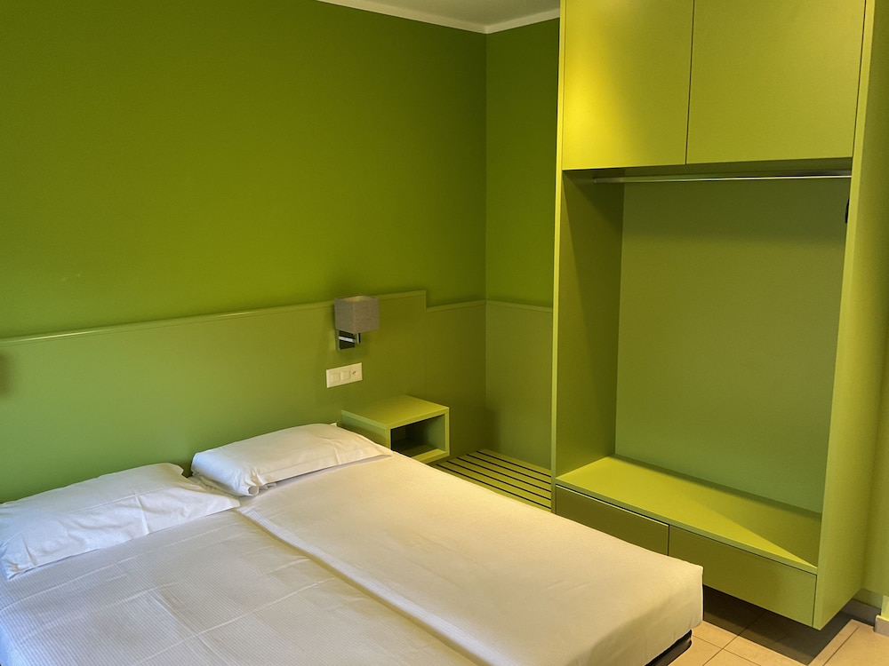 hotel liberty self check in