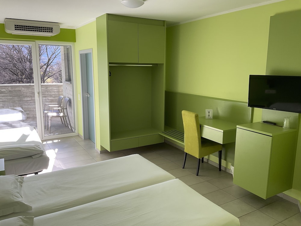 hotel liberty self check in