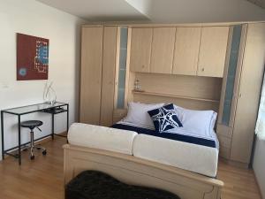 B&B Kelly,Montoie-Bourdonnette>>Lausanne,3 star