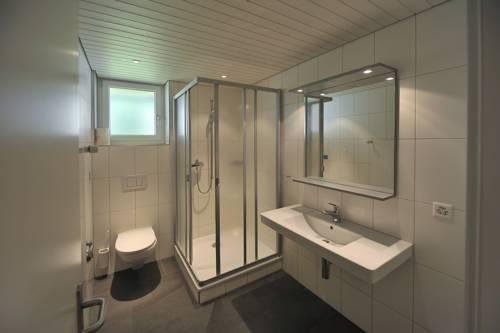 Youth Hostel Engelberg,Grafenort>>Engelberg,2 star