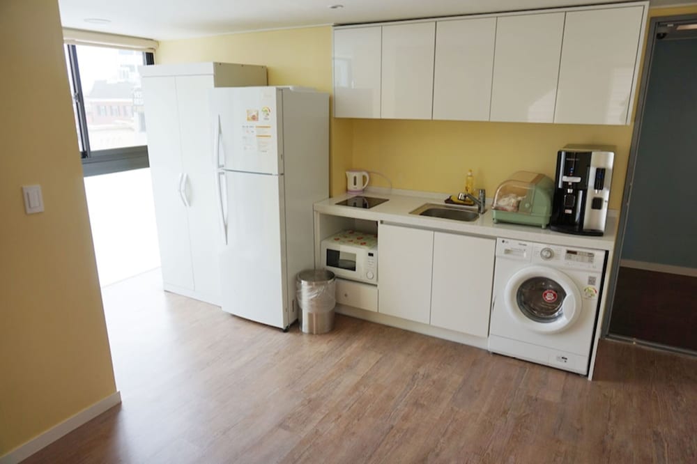 myeongdong mom house