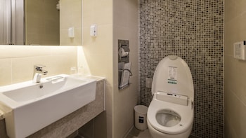 the first stay hotel