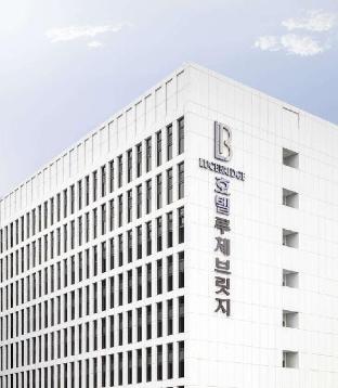 the first stay hotel